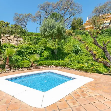 Precioso Elvira Hills * Marbellac