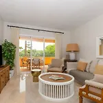 Διαμέρισμα Precioso Elvira Hills. *