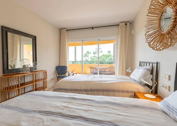 Precioso Elvira Hills. Апартаменти